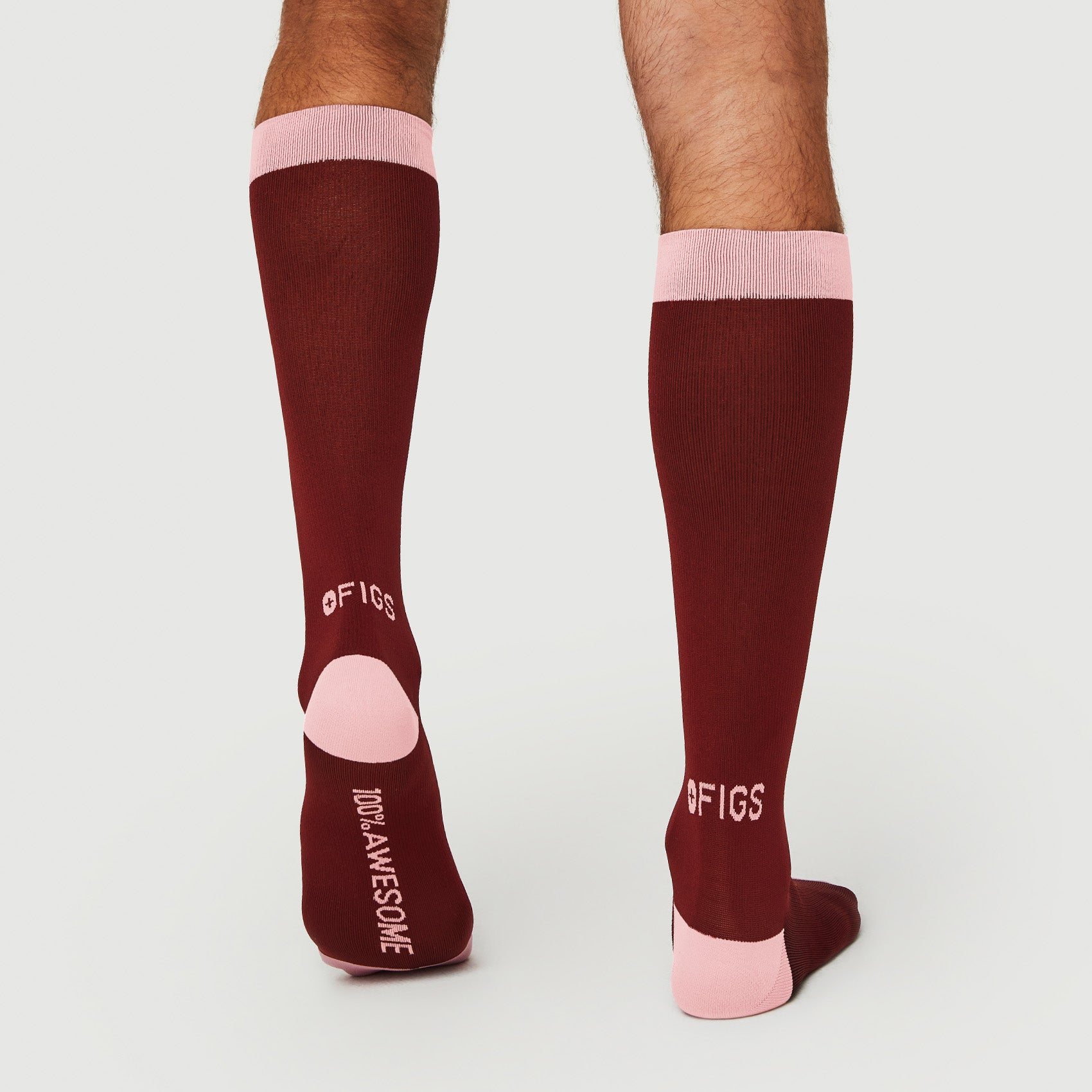 https://cdn.shopify.com/s/files/1/0139/8942/products/Men-Solid-Burgundy-Compression-3.jpg?v=1629740895