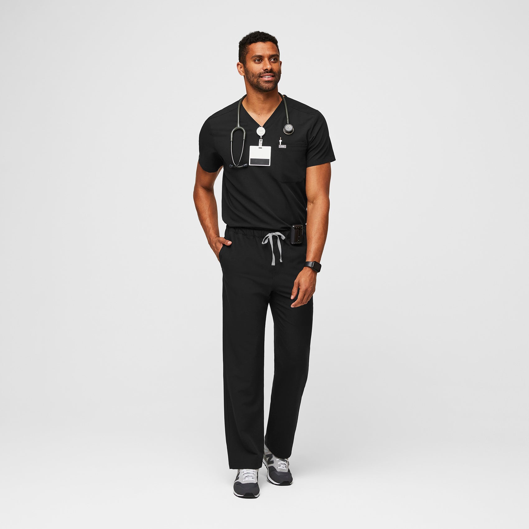 https://cdn.shopify.com/s/files/1/0139/8942/products/Mens-ACProofKit-Black-2.jpg?v=1675463169