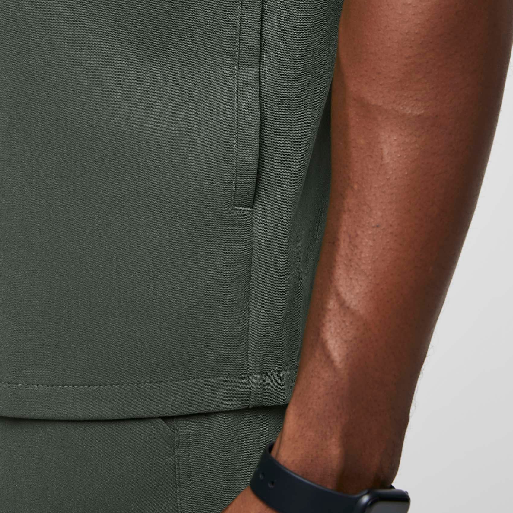 Men's Chisec ThreePocket Scrub Top™ Moss · FIGS