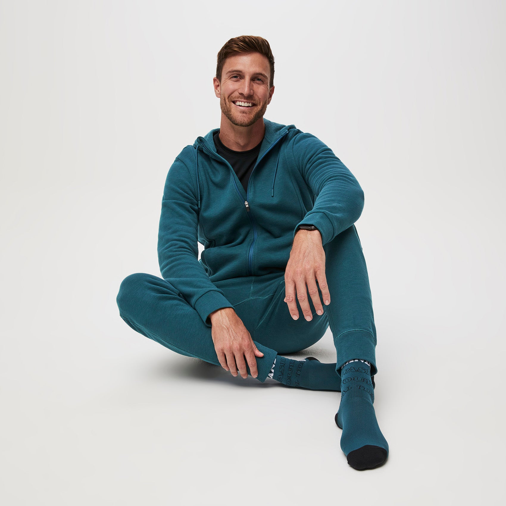 Men's Essential Hoodie Caribbean Blue · FIGS