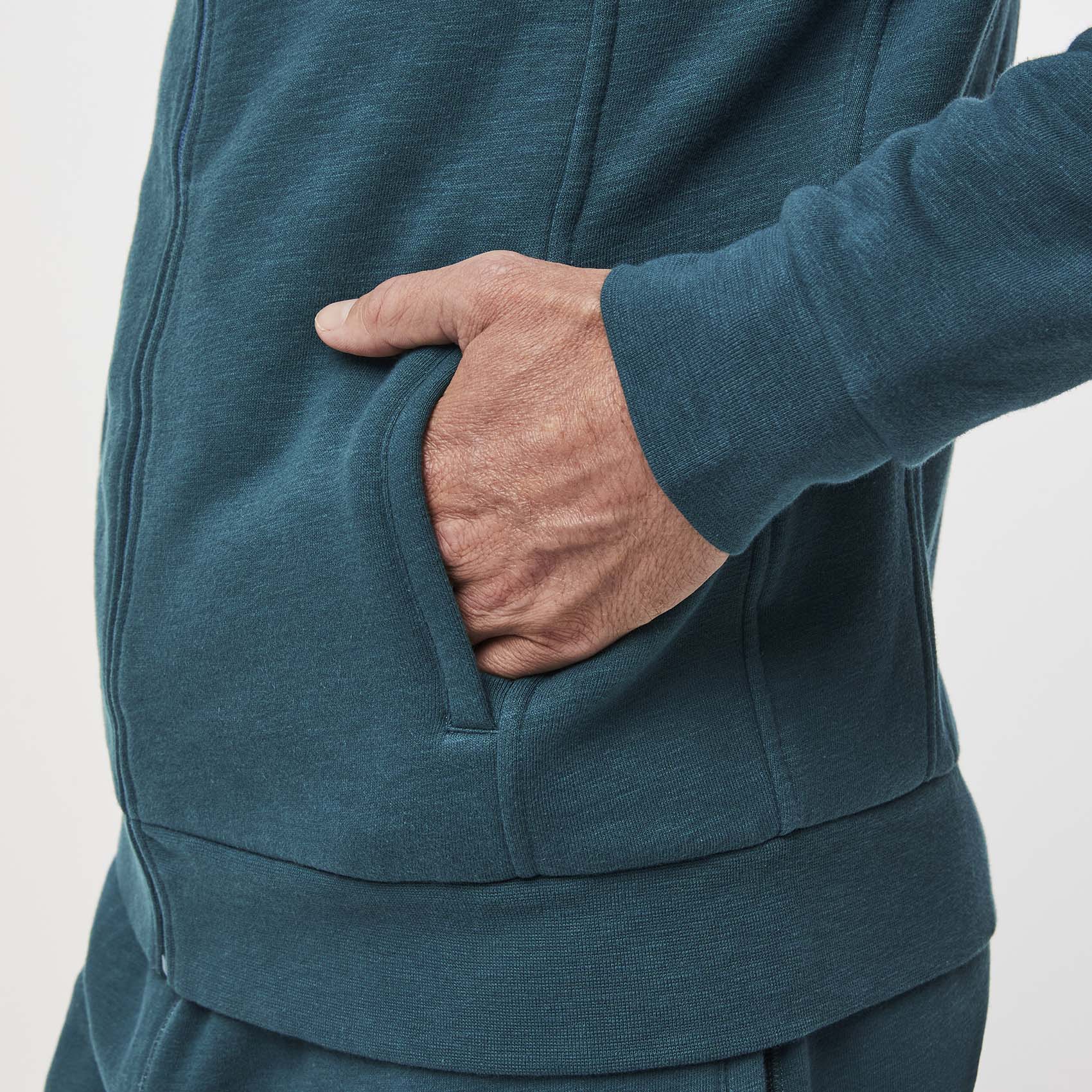 https://cdn.shopify.com/s/files/1/0139/8942/products/Mens-EssentialHoodie-CaribbeanBlue-M-7.jpg?v=1666792868