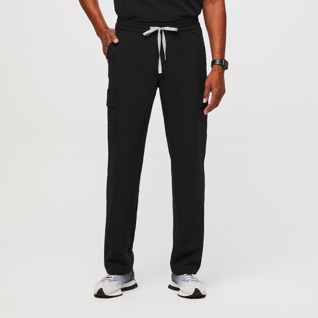 Men's Namiro Cargo Scrub Pants · FIGS