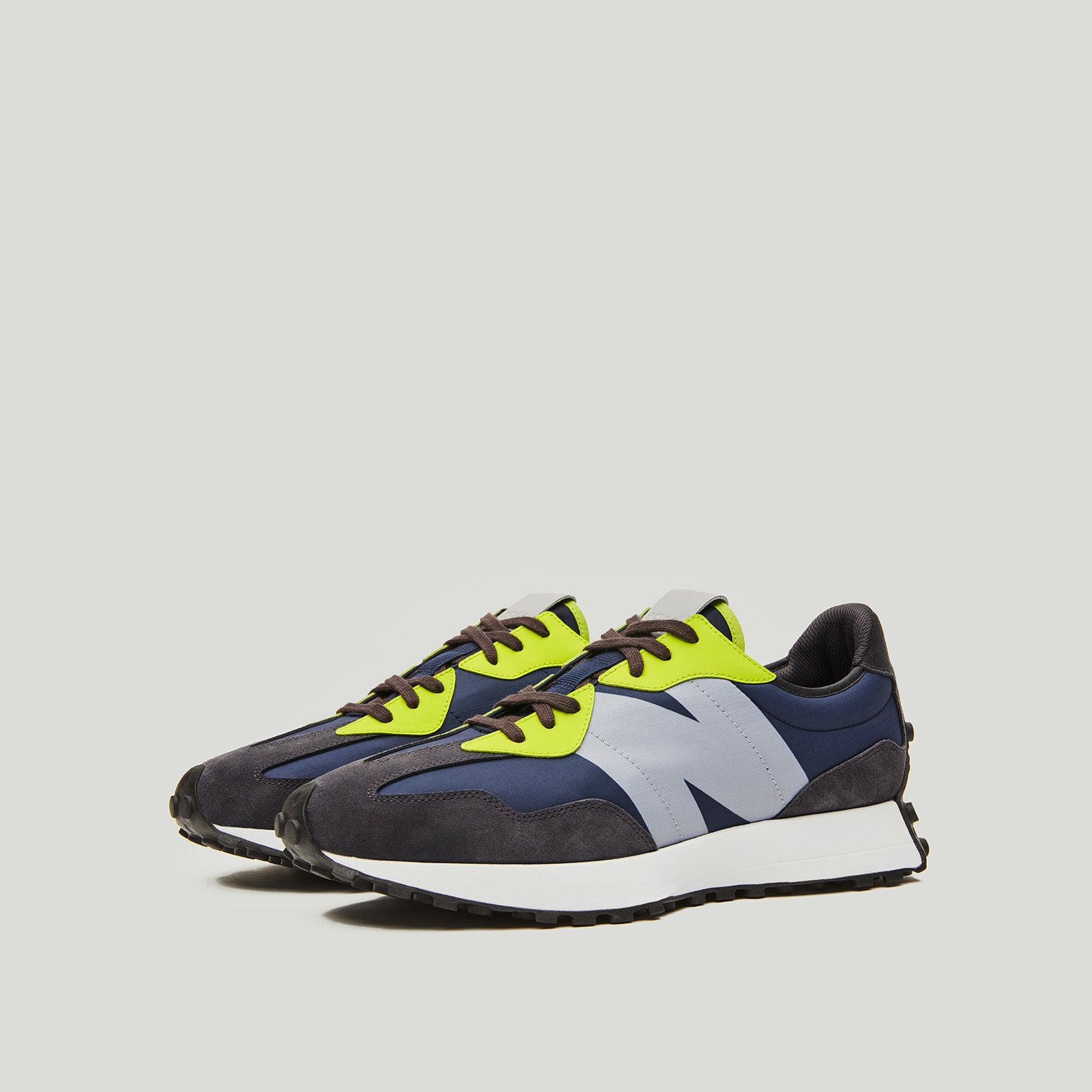 Men’s FIGS NEW BALANCE 327