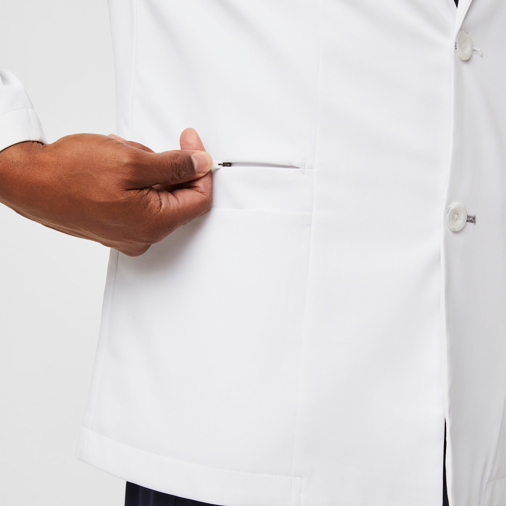 https://cdn.shopify.com/s/files/1/0139/8942/products/Mens-OneWiththeWhiteCoatKit-11.jpg?v=1675463270
