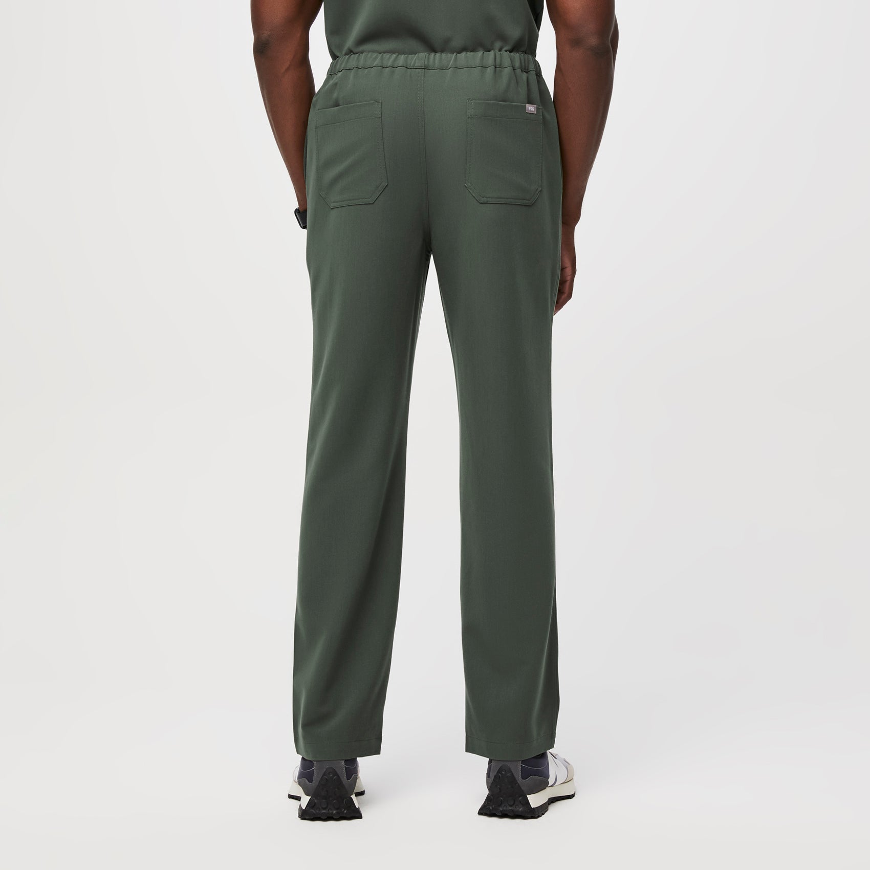 https://cdn.shopify.com/s/files/1/0139/8942/products/Mens-Pisco-Moss-M-4_8c4e4a2b-dbfd-46d1-9b8f-562d931b97ed.jpg?v=1664921284