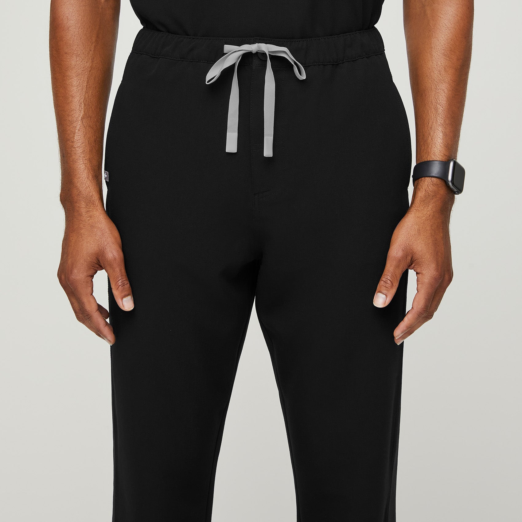 https://cdn.shopify.com/s/files/1/0139/8942/products/Mens-RMX-Pisco-Panel-Scrub-Pants-Black-3.jpg?v=1631924195