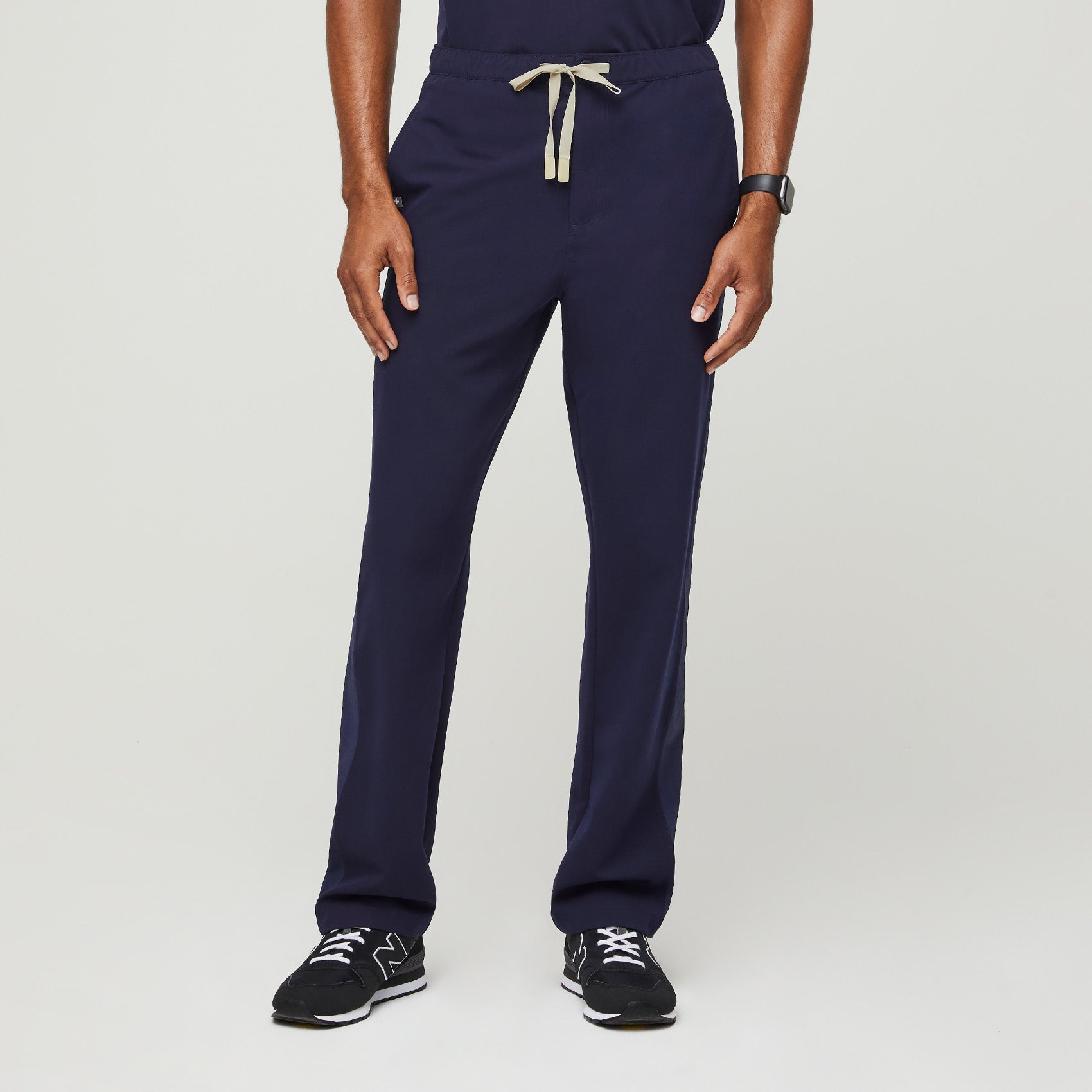 https://cdn.shopify.com/s/files/1/0139/8942/products/Mens-RMX-Pisco-Panel-Scrub-Pants-Navy-3.jpg?v=1632178030