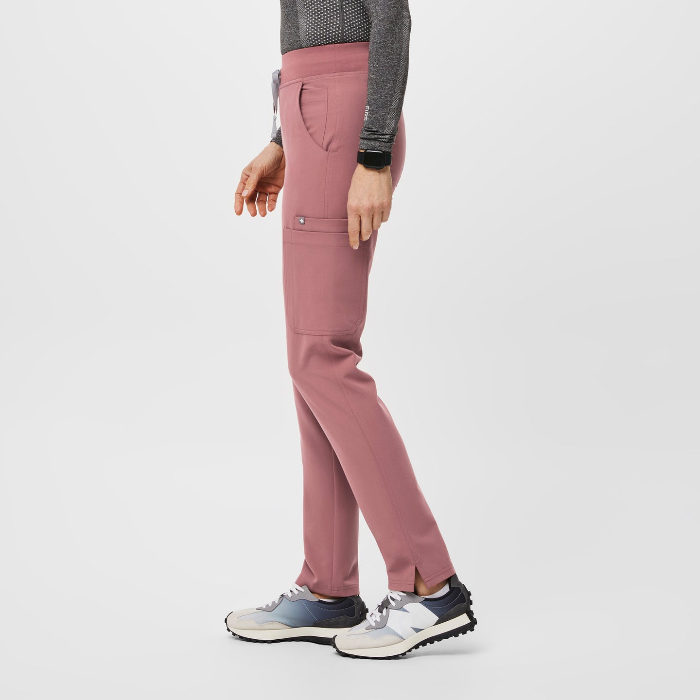 Women’s High Waisted Yola Skinny Scrub Pants™ Mauve · FIGS