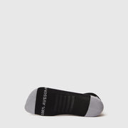 https://cdn.shopify.com/s/files/1/0139/8942/products/Q1_2022_12_BLACK_ANKLESOCKS_M_GHOST_16682.jpg?v=1674077274