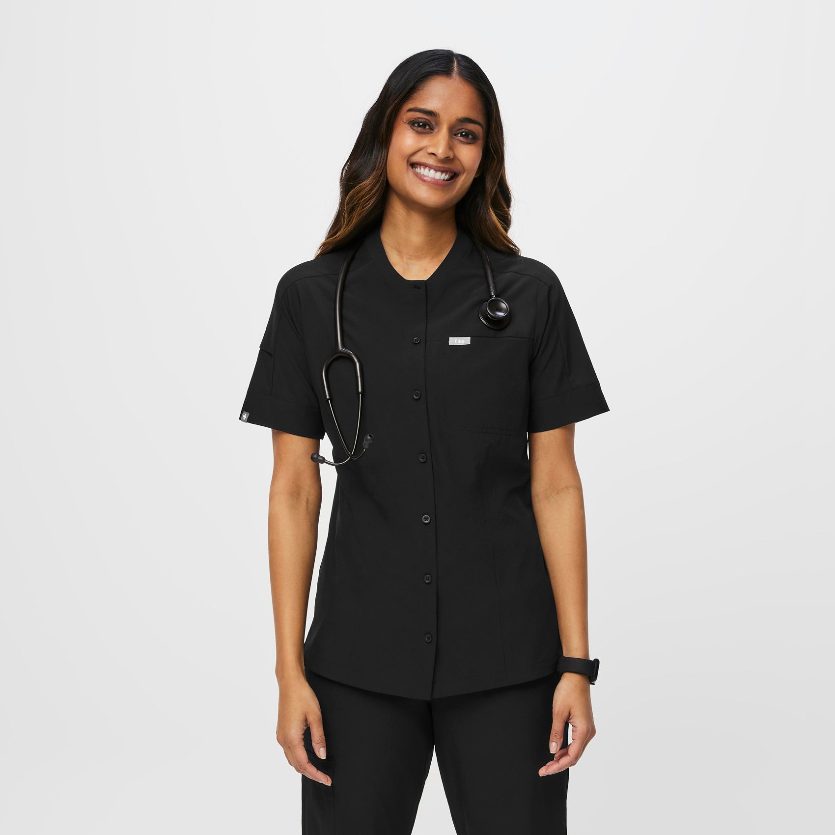https://cdn.shopify.com/s/files/1/0139/8942/products/Q1_2023_01_FREE-X-BLACK_MENA-TOP_W_ALYSSAH_15383.jpg?v=1679499191