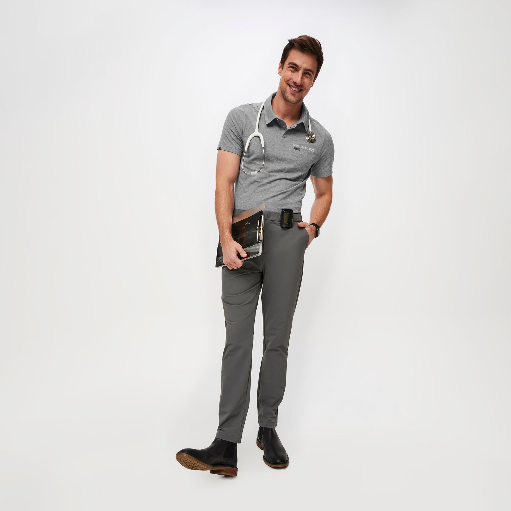 https://cdn.shopify.com/s/files/1/0139/8942/products/Q1_2023_01_HEATHER-GREY_SLIM-TECHNICAL-PIQUE-POLO-SS_M_NORBI_19303.jpg?v=1680542970