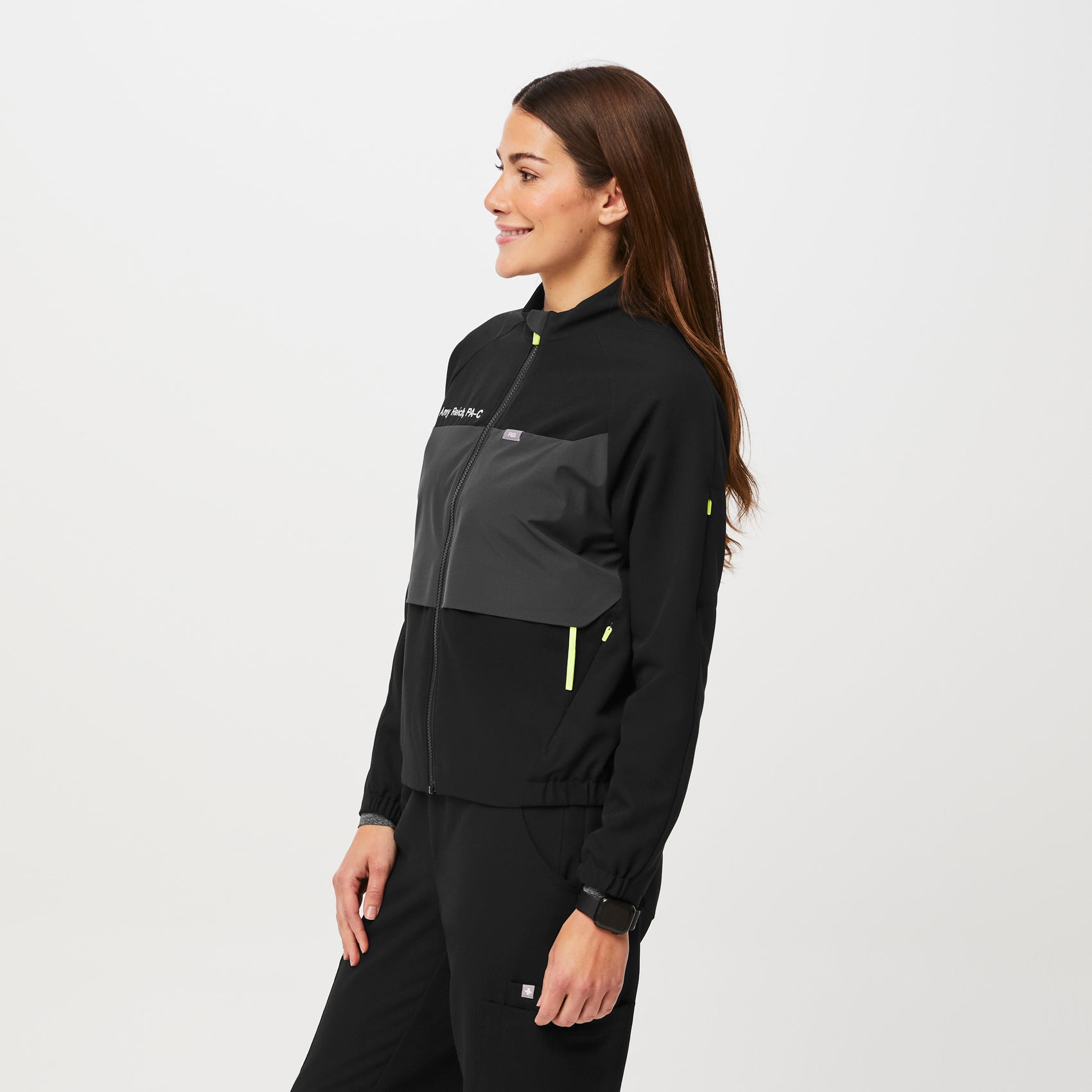 https://cdn.shopify.com/s/files/1/0139/8942/products/Q1_2023_02_BLACK_SYDNEY-DOUBLE-UTILITY_W_JOSIE_43470.jpg?v=1681344061