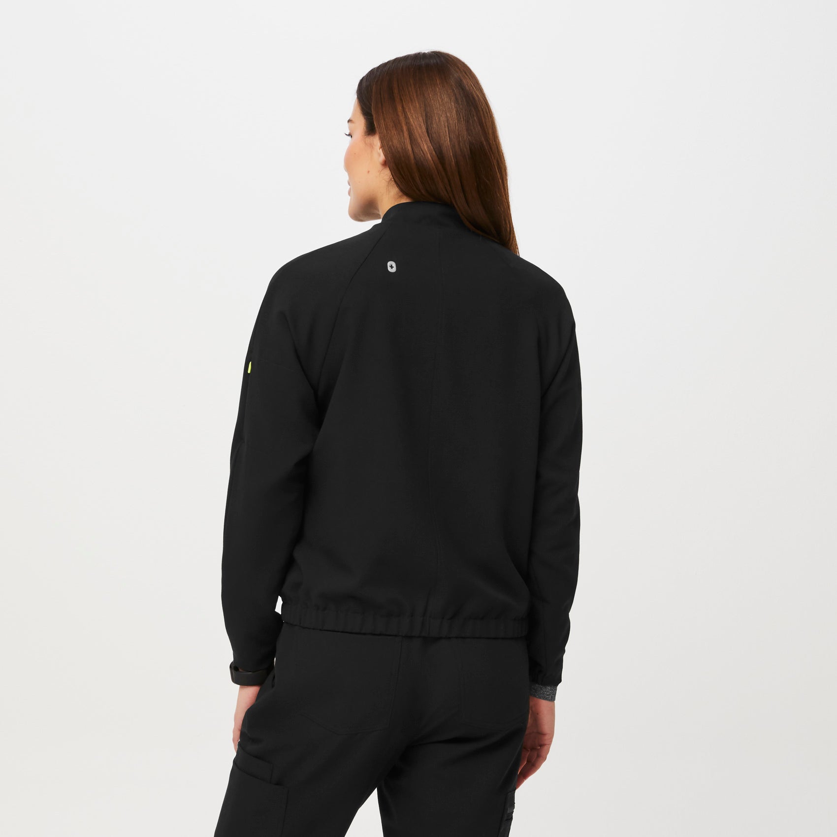 https://cdn.shopify.com/s/files/1/0139/8942/products/Q1_2023_02_BLACK_SYDNEY-DOUBLE-UTILITY_W_JOSIE_43477.jpg?v=1681344061