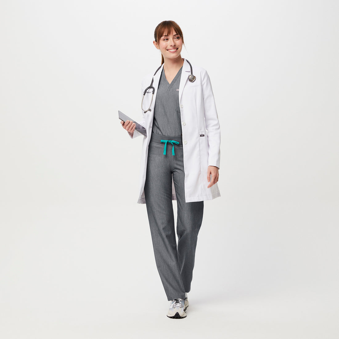 Women's Livingston Basic Scrub Pants - Graphite · FIGS