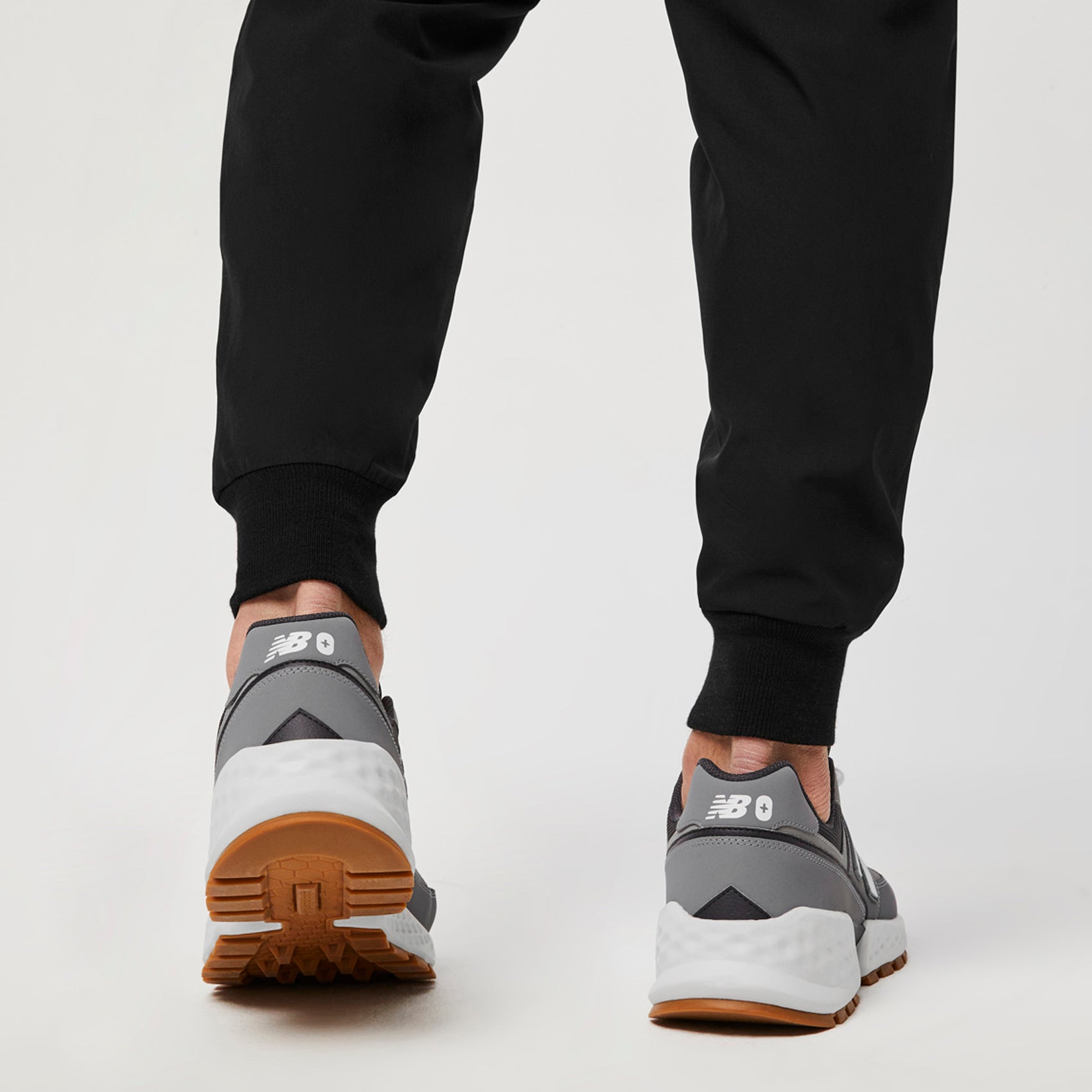 New balance hotsell 41 white