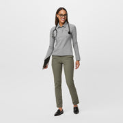 https://cdn.shopify.com/s/files/1/0139/8942/products/Q1_2023_02_HEATHER-GREY_SLIM-TECHNICAL-LS-POLO_W_NATALIE_32175.jpg?v=1680543047