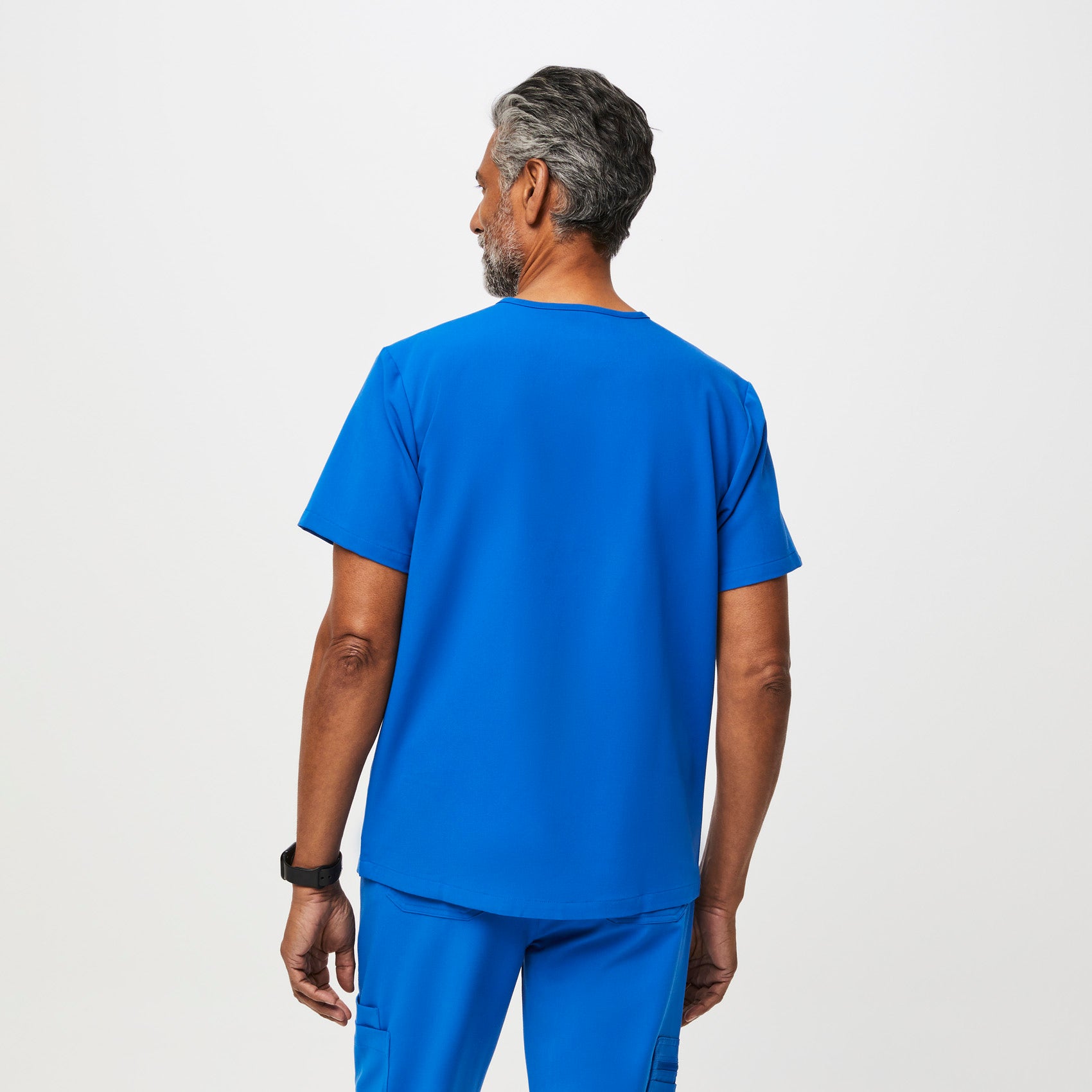 https://cdn.shopify.com/s/files/1/0139/8942/products/Q1_2023_02_ROYAL-BLUE_CHISEC_CORE-REFRESH_M_MOOSE_38225.jpg?v=1679953847