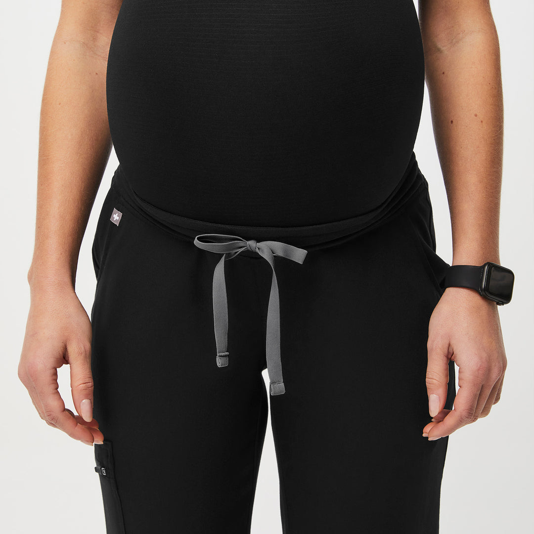 Zamora™ Maternity Jogger Scrub Pants Black · FIGS