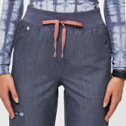 https://cdn.shopify.com/s/files/1/0139/8942/products/Q1_2023_03_HEATHER-DENIM_HW-ZAMORA_W_MADI_68095.jpg?v=1682011989