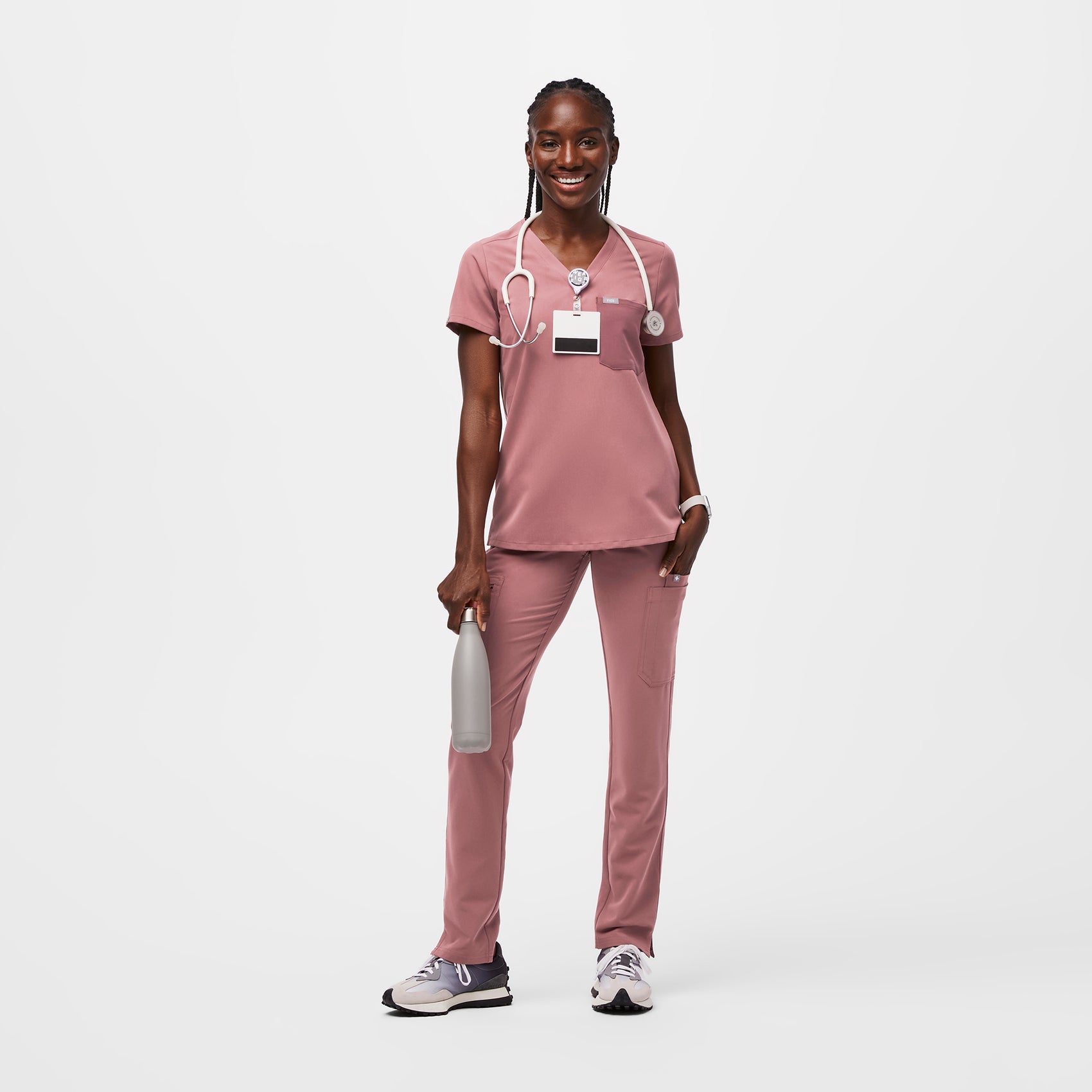 https://cdn.shopify.com/s/files/1/0139/8942/products/Q1_2023_12_MAUVE_CATARINA-CONTRAST_W_AWA_052.jpg?v=1689899586
