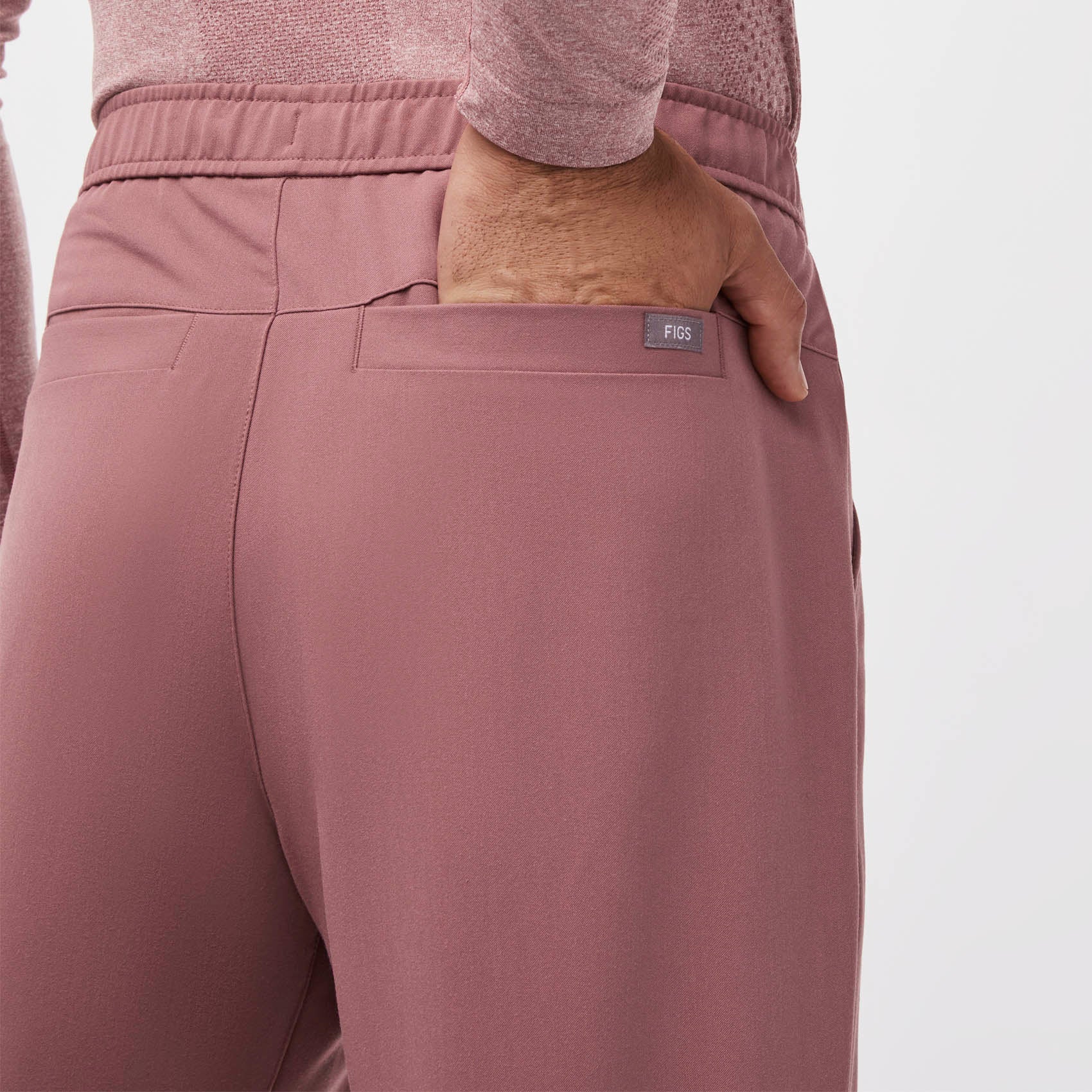 https://cdn.shopify.com/s/files/1/0139/8942/products/Q1_2023_12_MAUVE_TANSEN_SETH_149_2b744d22-2123-4e38-9779-7dc63e482b9c.jpg?v=1674750721