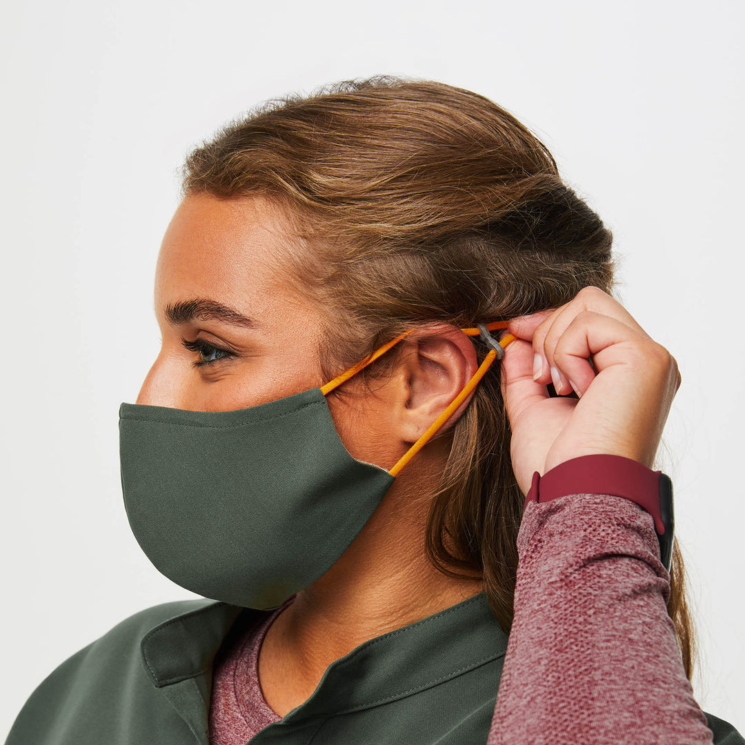 FIONx™ Woven Adjustable Mask Moss · FIGS