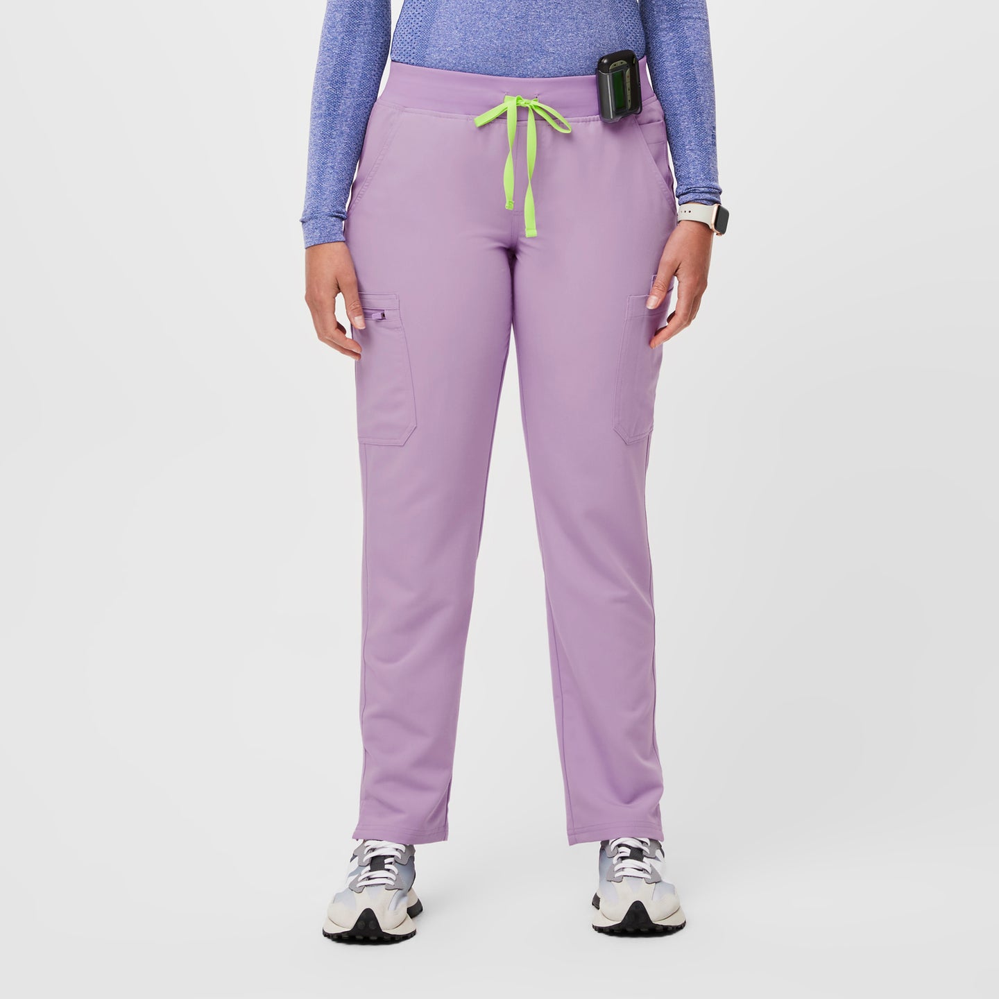 Women’s Yola™ Skinny Scrub Pants 2.0 Lavender Dew · FIGS