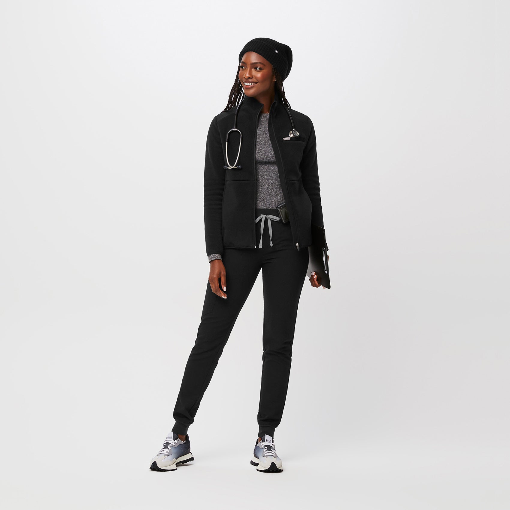 https://cdn.shopify.com/s/files/1/0139/8942/products/U-Beanie-Black-6.jpg?v=1665436509