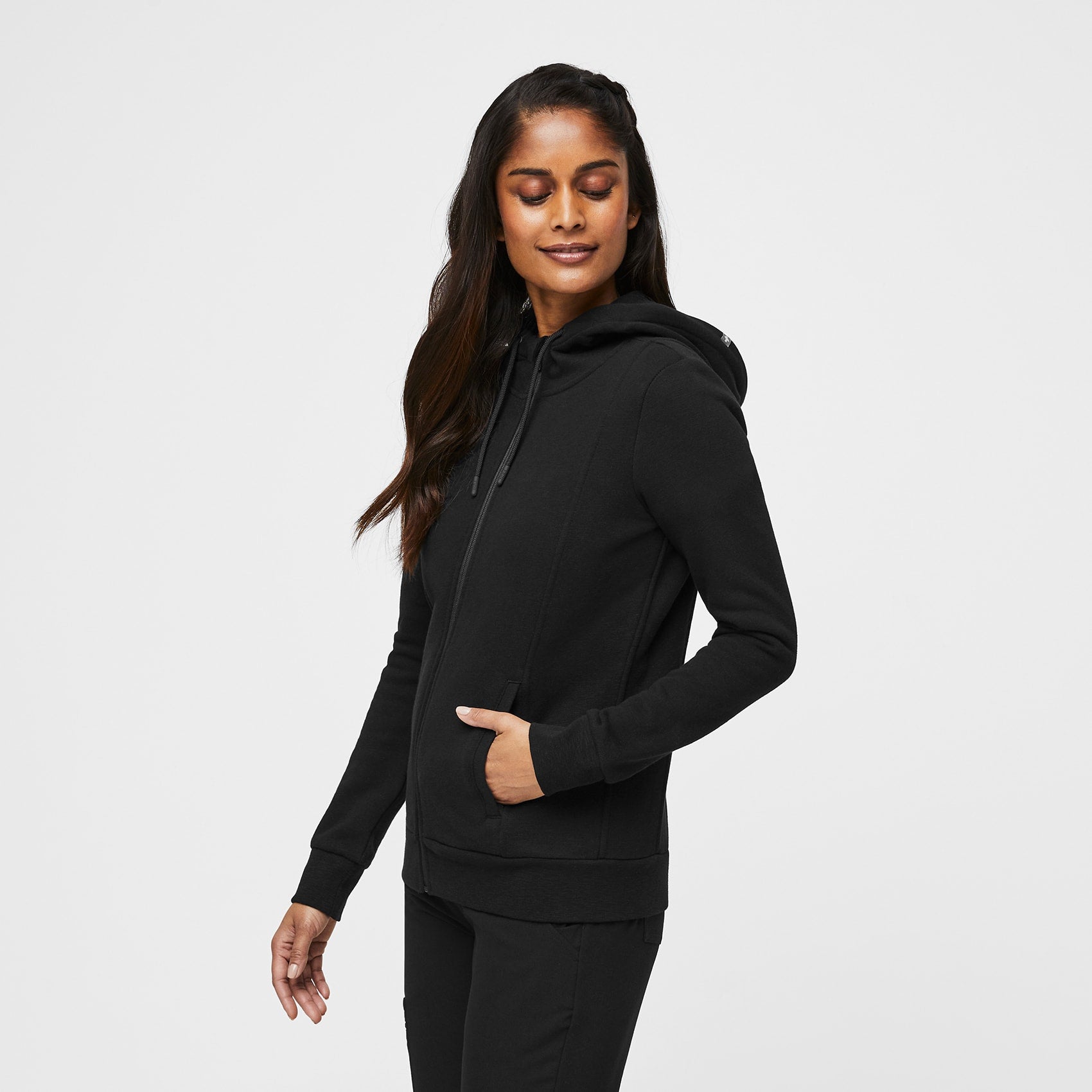 https://cdn.shopify.com/s/files/1/0139/8942/products/Women-Loungewear-Hoodie-Black-XS-6.jpg?v=1653518867