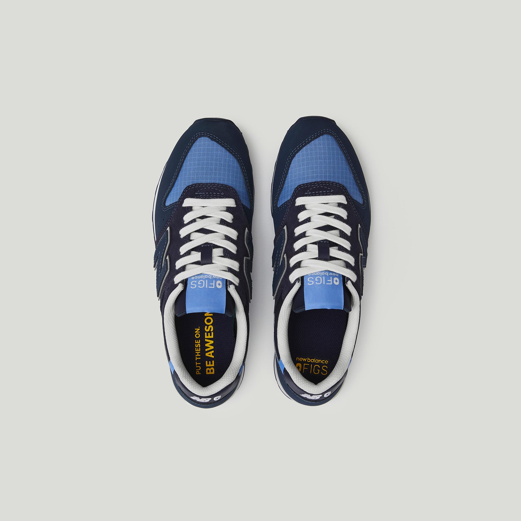 New balance hotsell royal blue womens