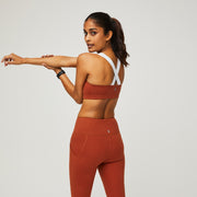 https://cdn.shopify.com/s/files/1/0139/8942/products/Womens-300-Perf-Bra-Auburn-5.jpg?v=1634074842
