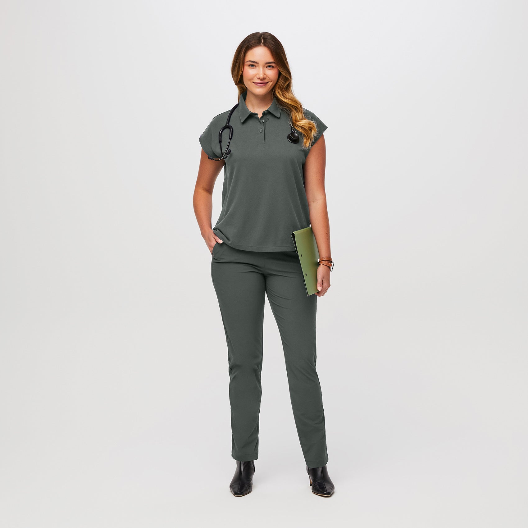 https://cdn.shopify.com/s/files/1/0139/8942/products/Womens-EllaPiqueScrubPolo-Bonsai-M-2.jpg?v=1661189338