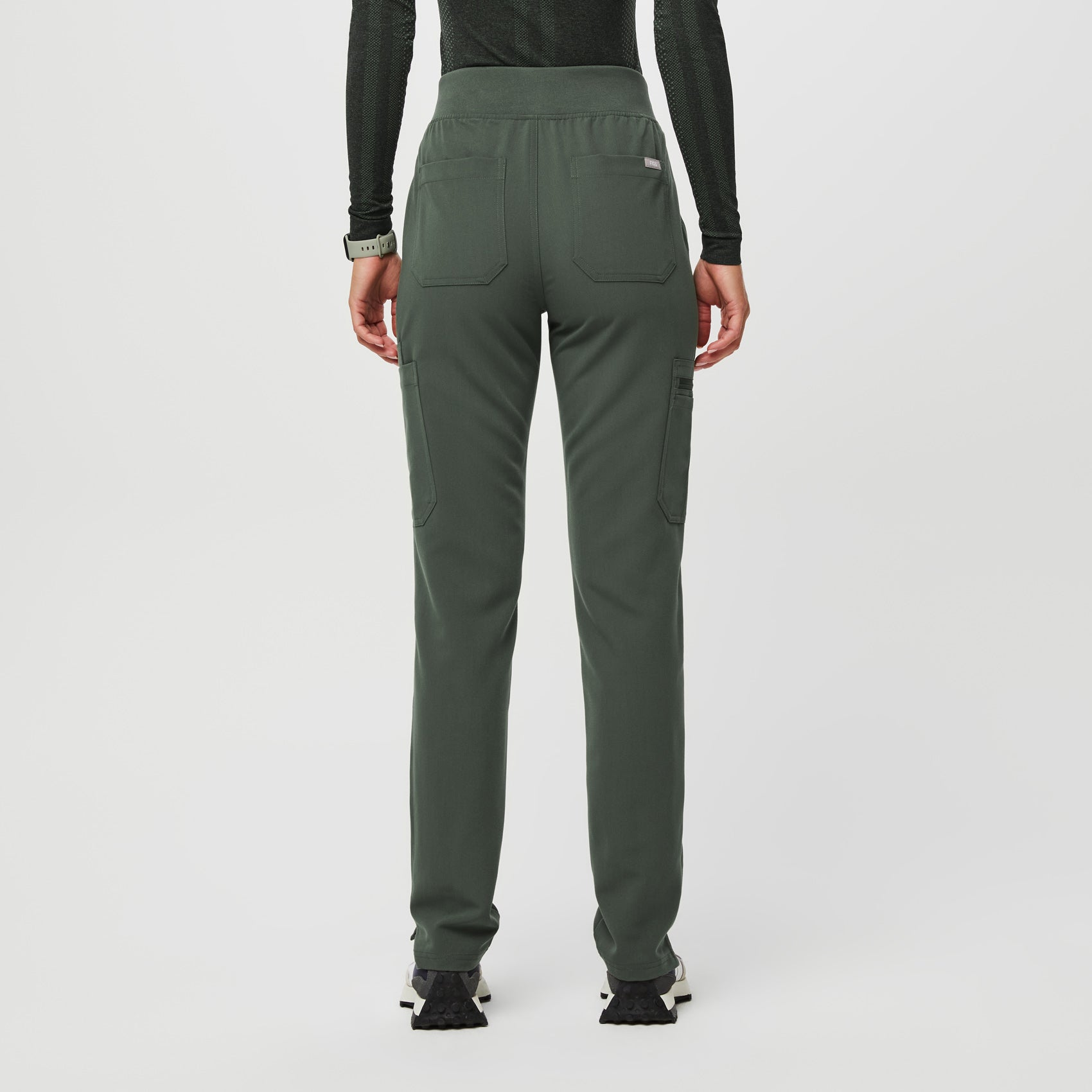 https://cdn.shopify.com/s/files/1/0139/8942/products/Womens-HWYolaYoga-Moss-XS-4_ed15bd61-7354-4223-90df-adf625eef255.jpg?v=1664916517