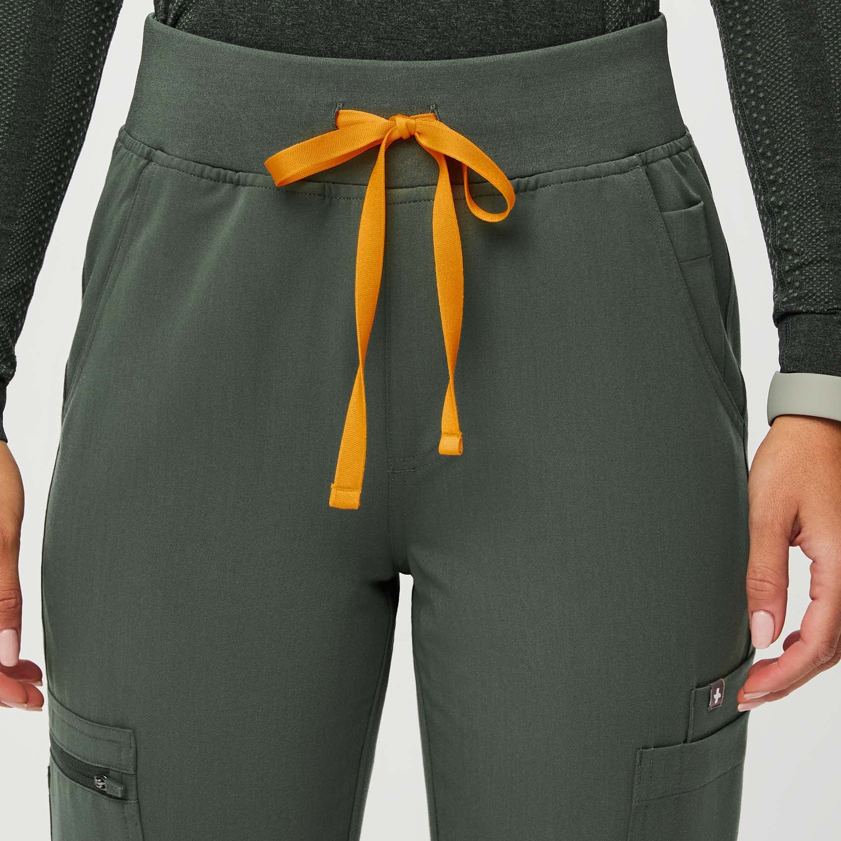 https://cdn.shopify.com/s/files/1/0139/8942/products/Womens-HWYolaYoga-Moss-XS-6_b49bfbcc-7e84-41b8-8964-1a359e7d843c.jpg?v=1664916517