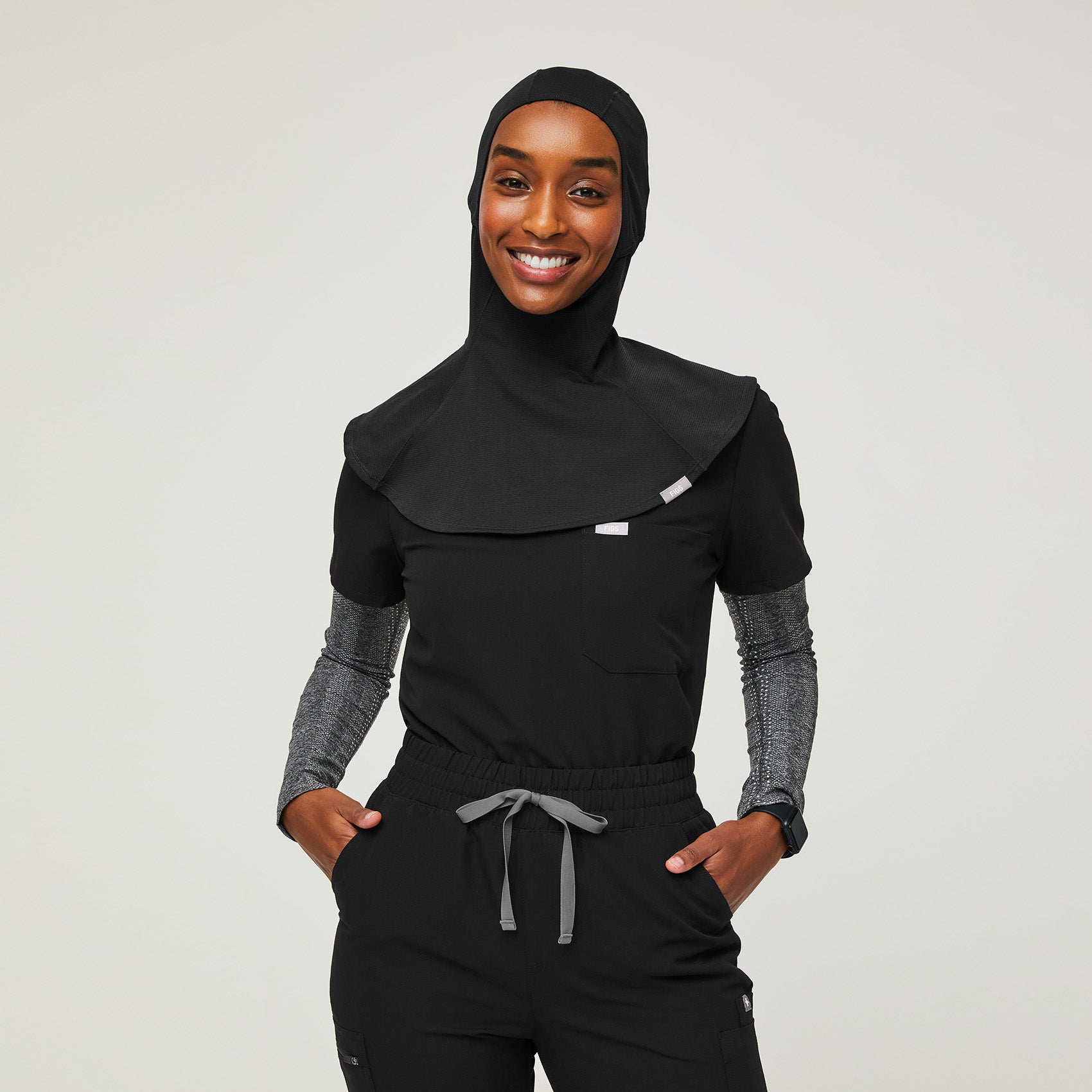 https://cdn.shopify.com/s/files/1/0139/8942/products/Womens-Hijab-black-1.jpg?v=1635382986