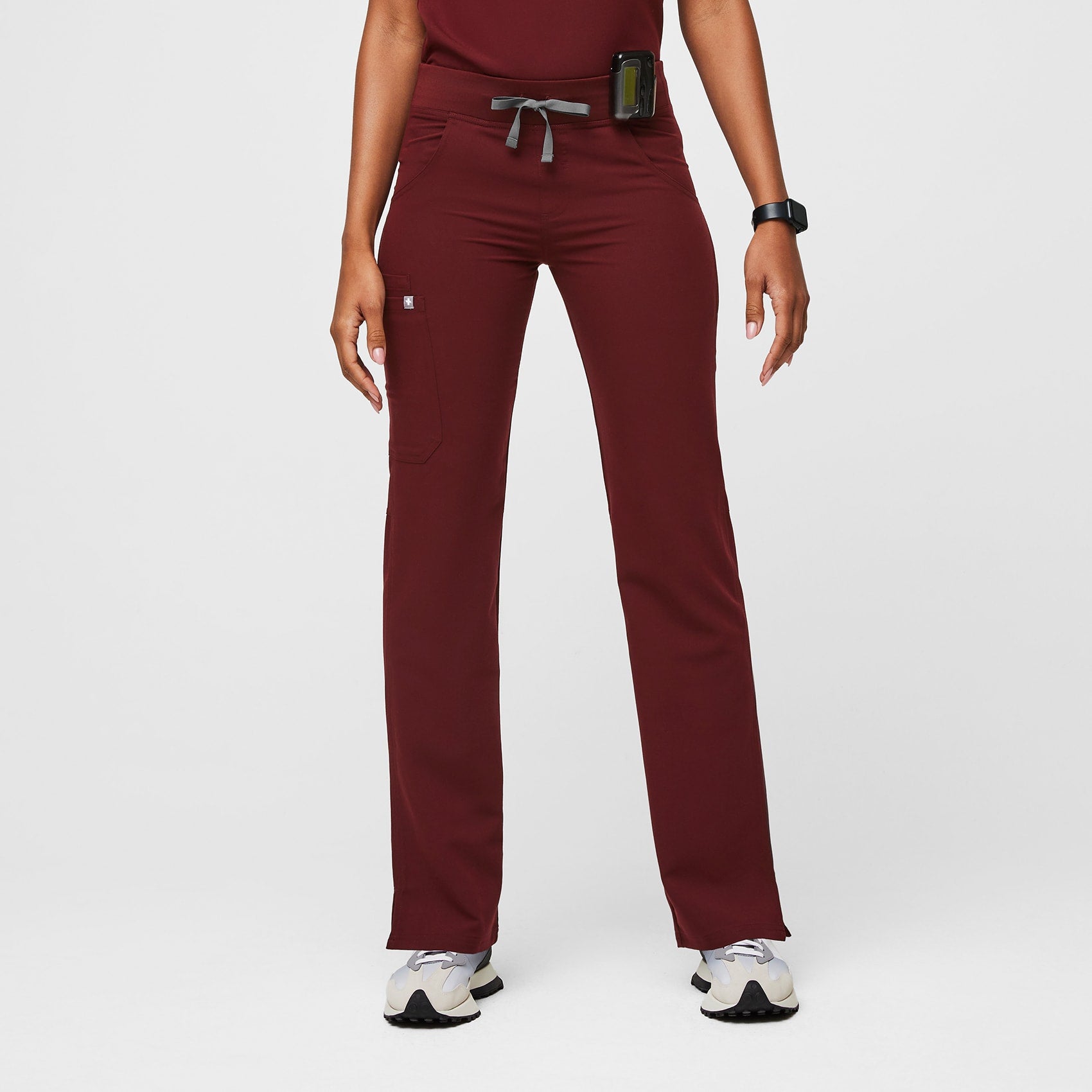 Women's Kade Cargo Scrub Pants Burgundy · FIGS
