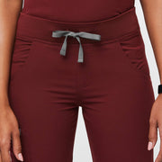 https://cdn.shopify.com/s/files/1/0139/8942/products/Womens-Kade-Pant-Burgundy-XS-3_88ec6067-d700-4508-98f8-93ee212fa32d.jpg?v=1653518508