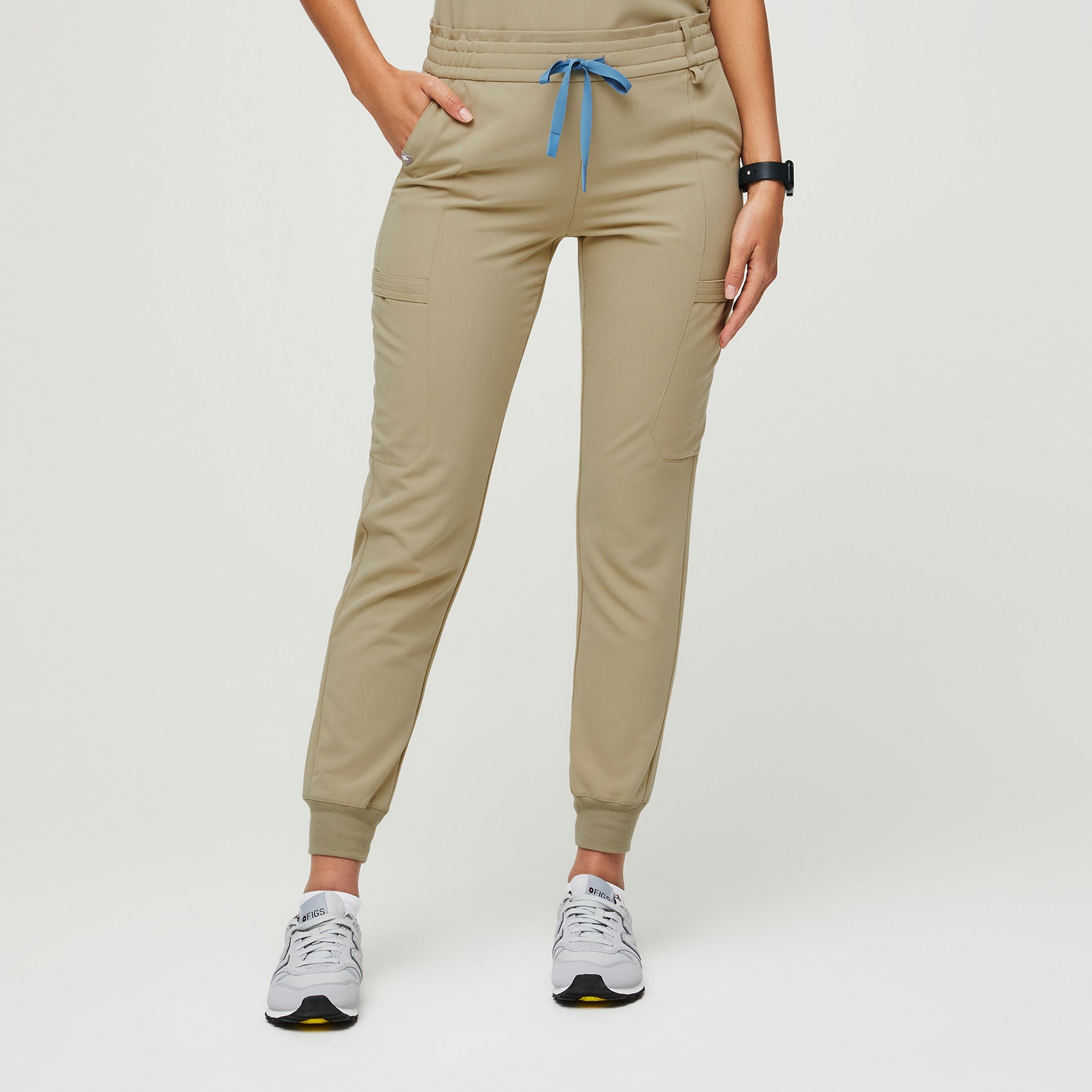 Women’s Lesage Jogger Scrub Pants · FIGS
