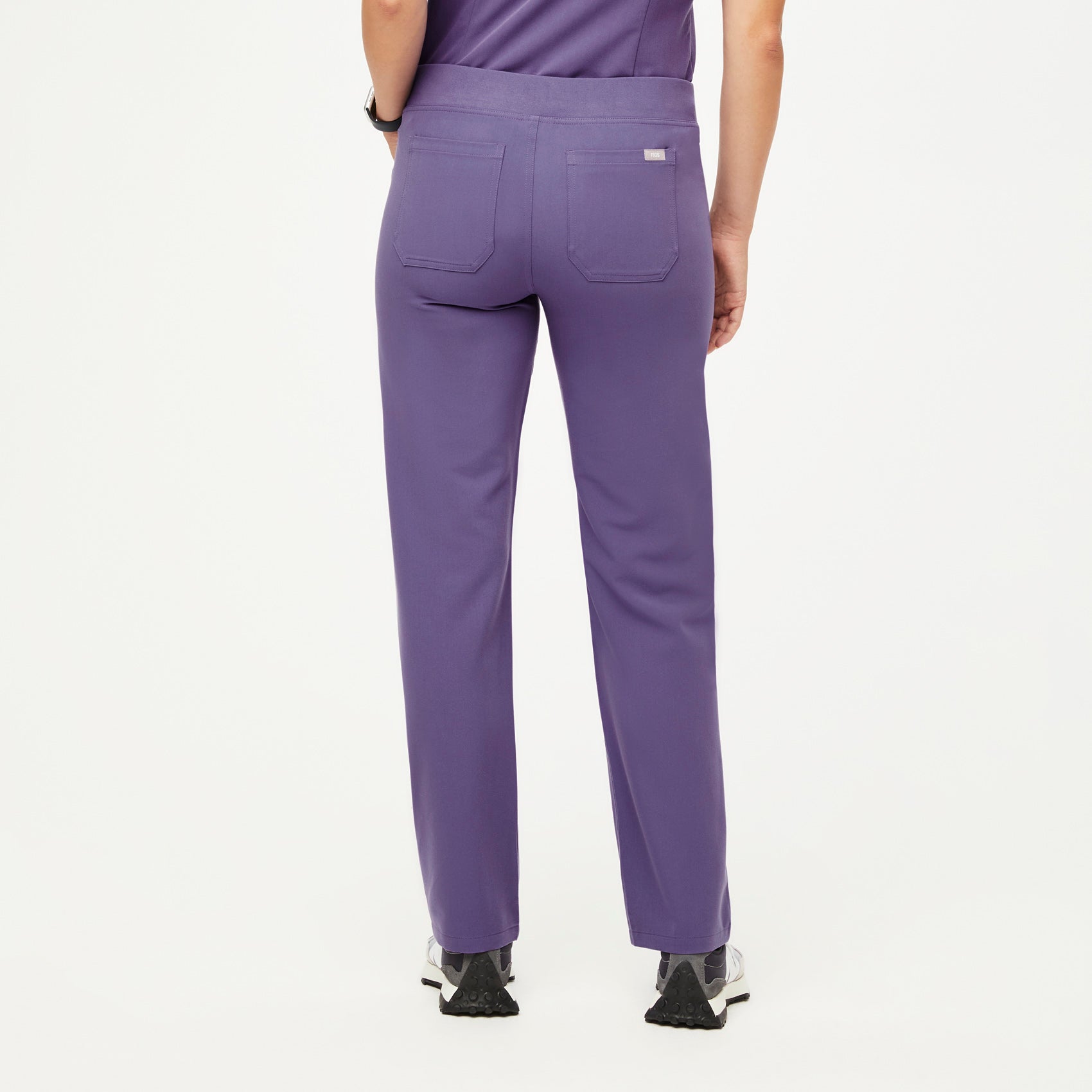 https://cdn.shopify.com/s/files/1/0139/8942/products/Womens-Livingston-Amethyst-XS-5.jpg?v=1666727004