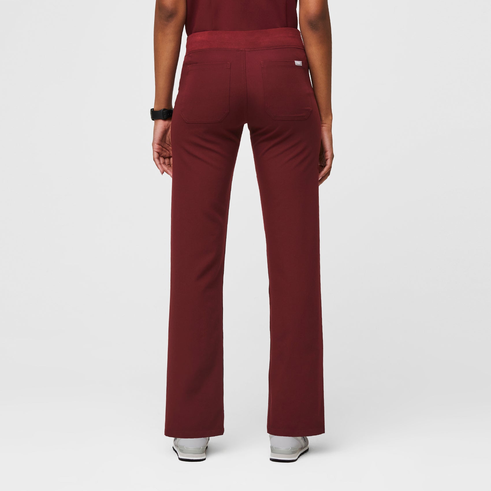 Women's Livingston Basic Scrub Pants Burgundy · FIGS