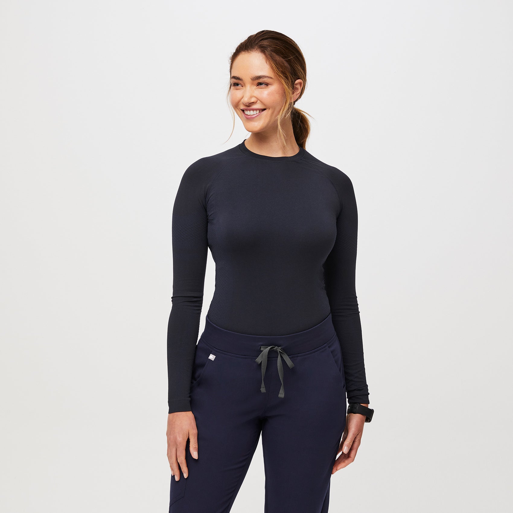 https://cdn.shopify.com/s/files/1/0139/8942/products/Womens-LoveMeSomeLayersKit-Navy-5.jpg?v=1675728820