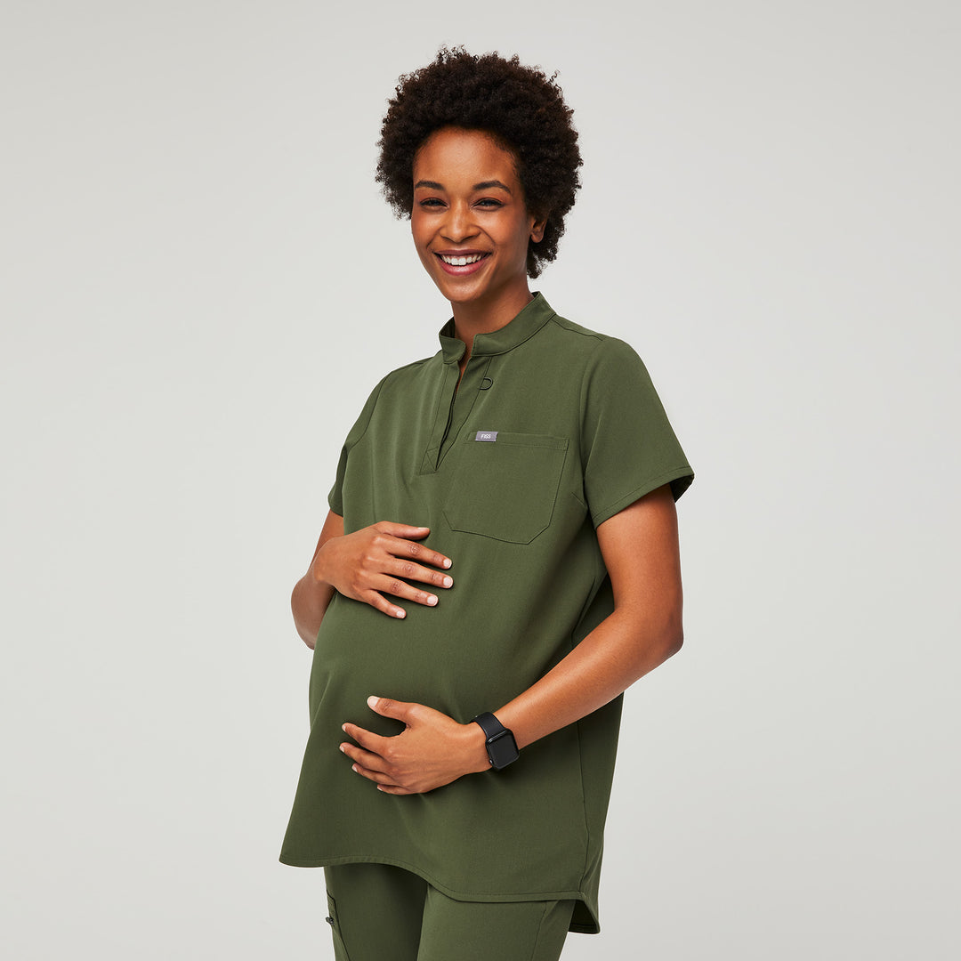 Women's Kitale Maternity Scrub Top · FIGS
