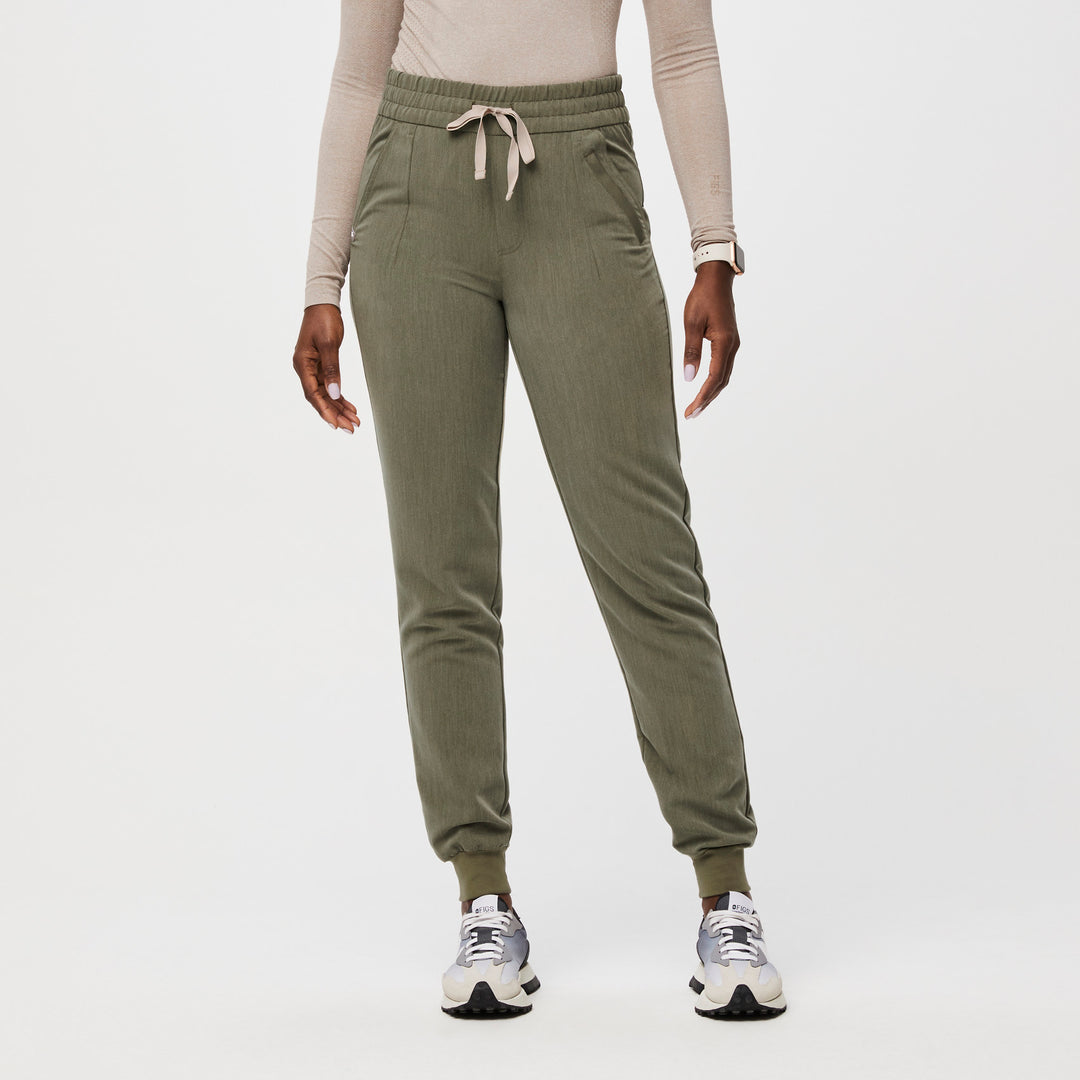 Women’s Tatu High Waisted Slim Cargo Jogger Scrub Pants · FIGS